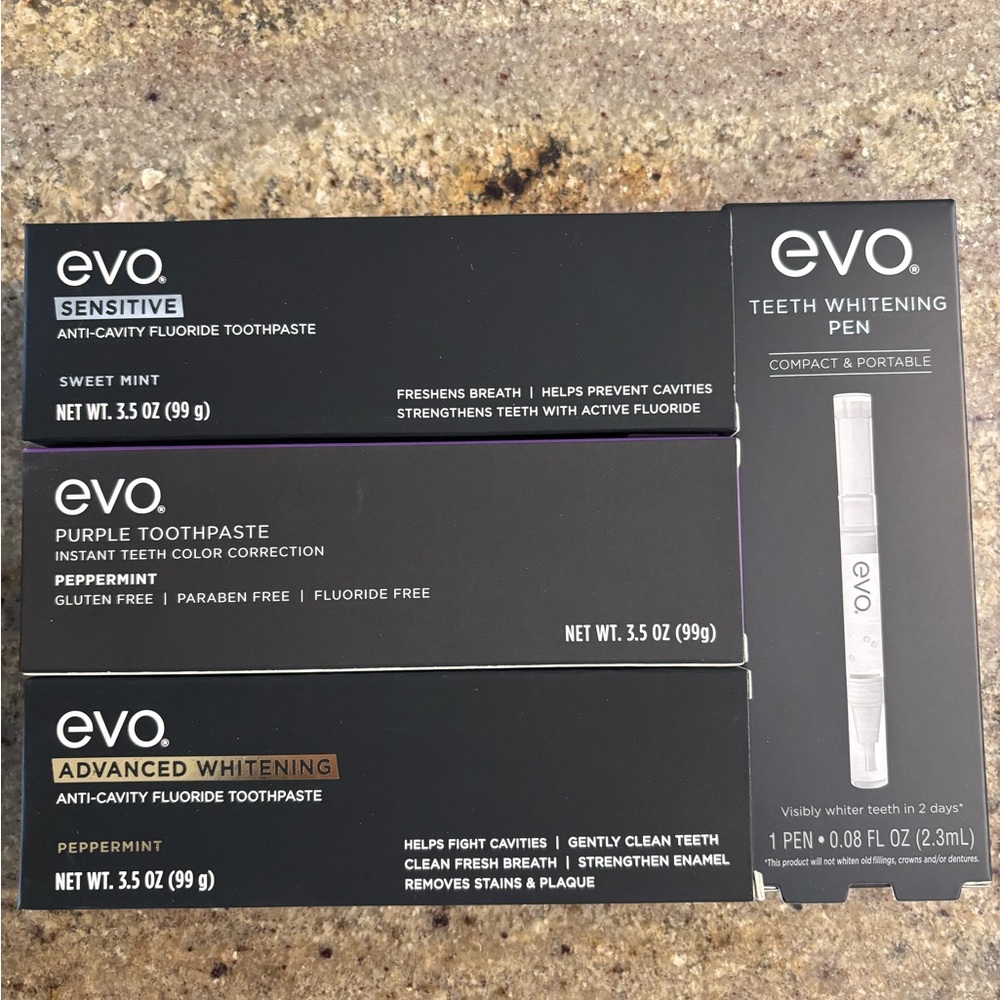 Evo Toothpaste and Whitening Pen Set